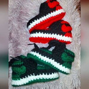 Crochet nikes